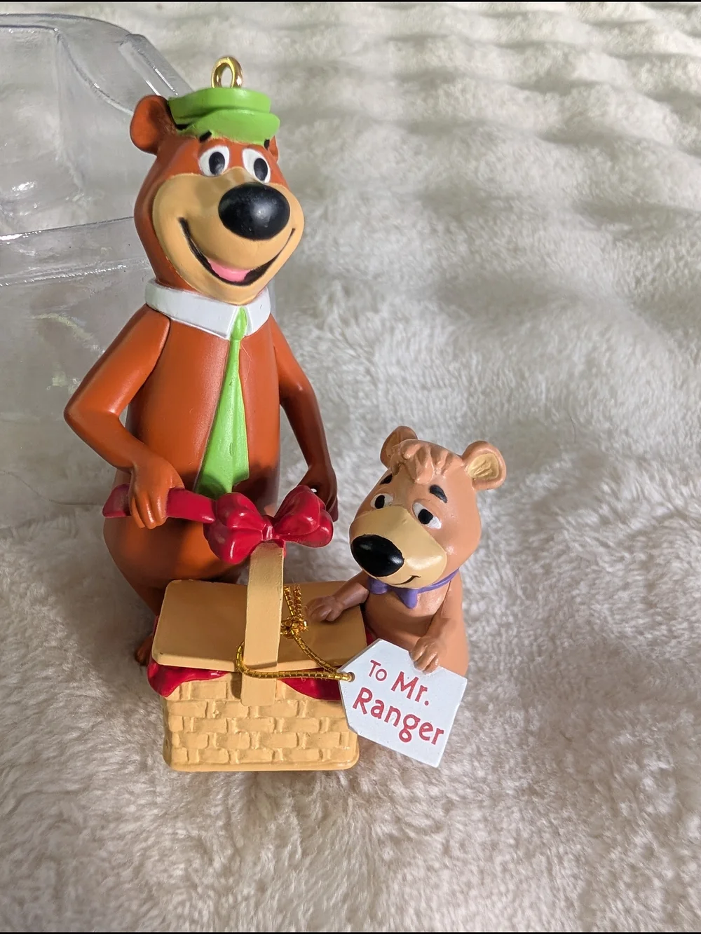 1996 Hallmark Keepsake Yogi Bear & Boo Boo Christmas Ornament